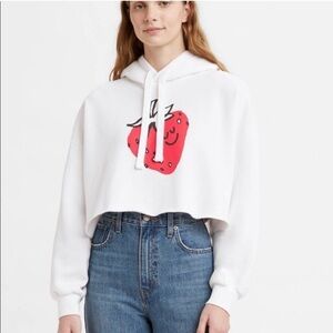 Levi’s cropped strawberry sweater white NWT XL